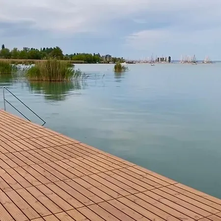 Appartement Toparti Apartman *